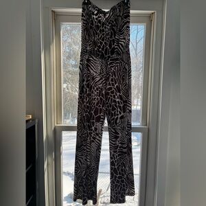 Bisou‎ Bisou Brown and White Giraffe Print Strapless Jumpsuit